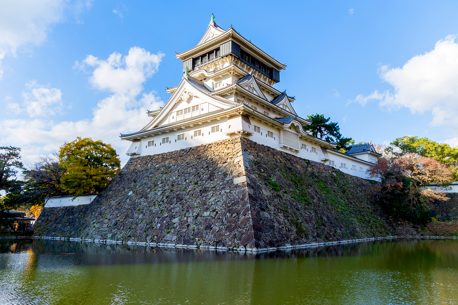 Tarifs et modalités de réservation du Shinkansen entre Osaka et Kokura